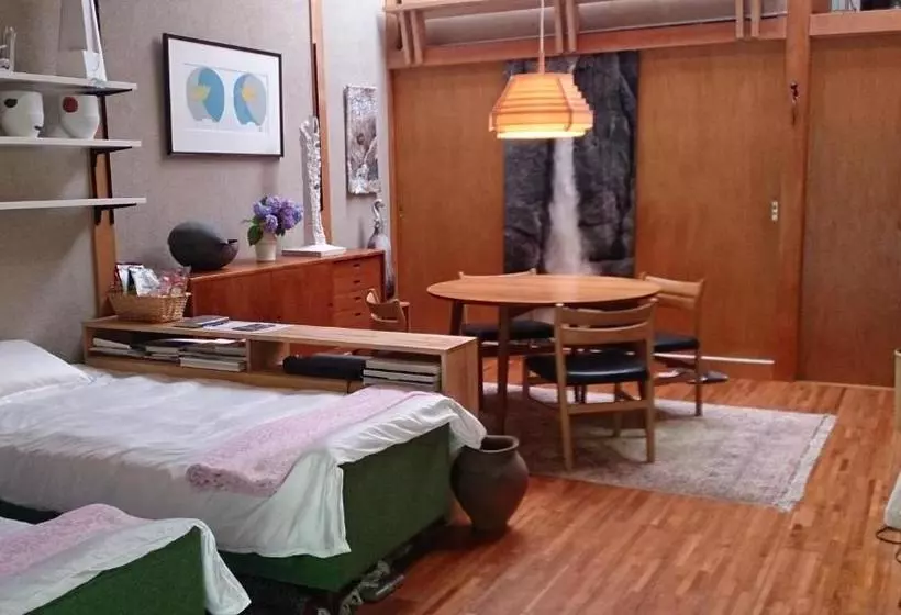 ペンション Tajimi Guest House