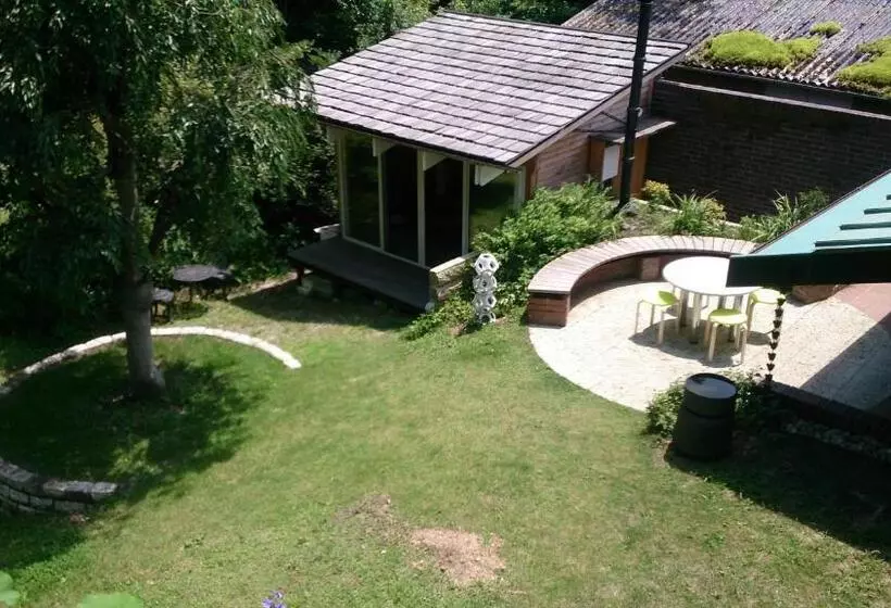 ペンション Tajimi Guest House