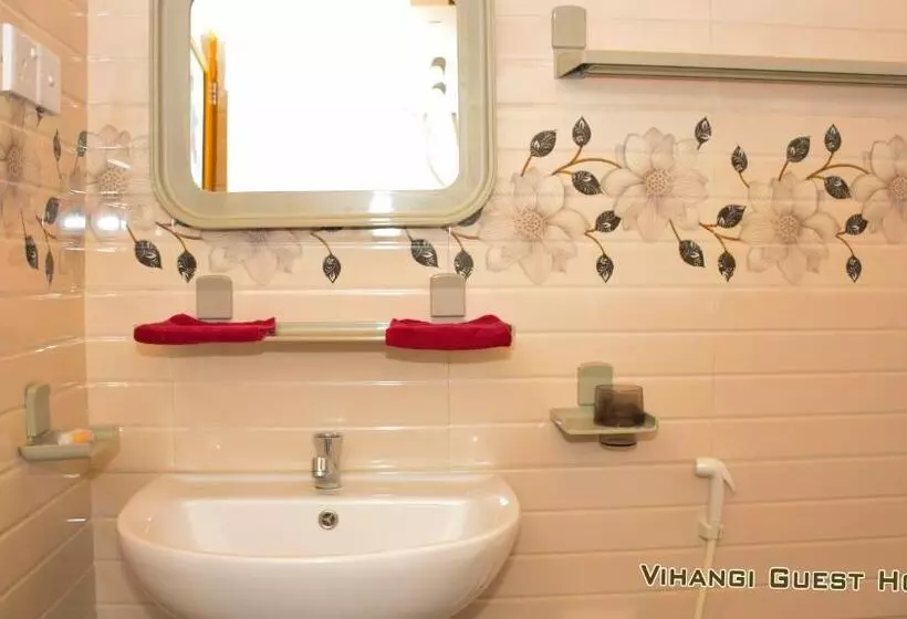ペンション Vihangi Guesthouse