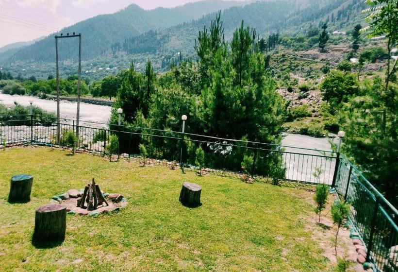 Retkeilymaja Walisons Peace Resort