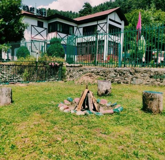 Retkeilymaja Walisons Peace Resort