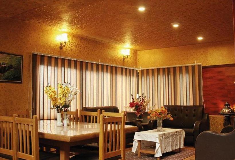 Retkeilymaja Walisons Peace Resort