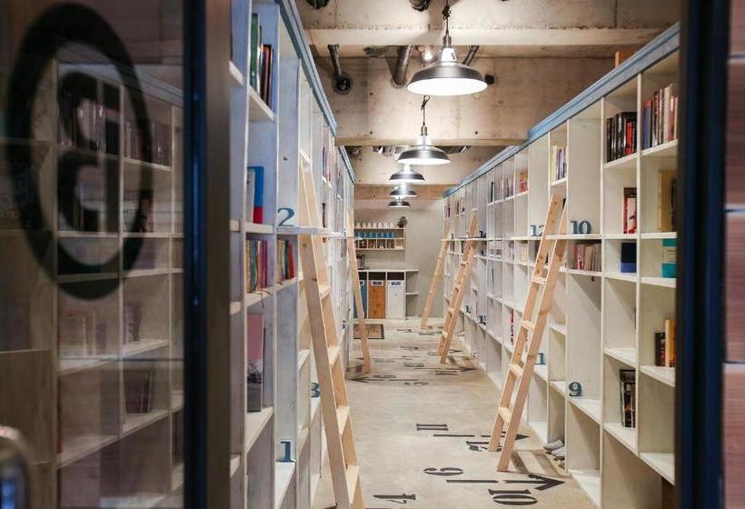 펜션 Bnbplus Niigata Book Inn