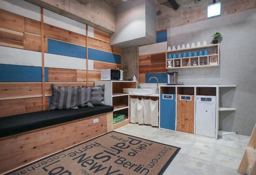 펜션 Bnbplus Niigata Book Inn