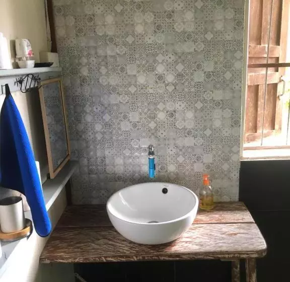 پانسیون Retro Kampot Guesthouse