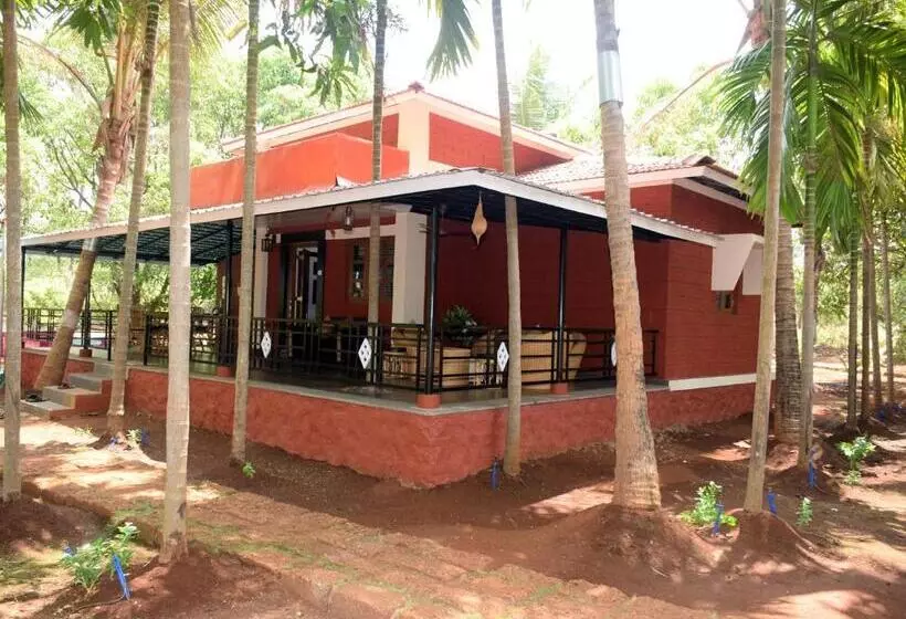 Hotelli Red Roof Farmhouse