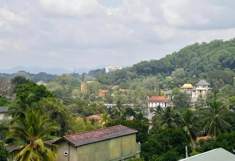 Pension Expeditor Kandy