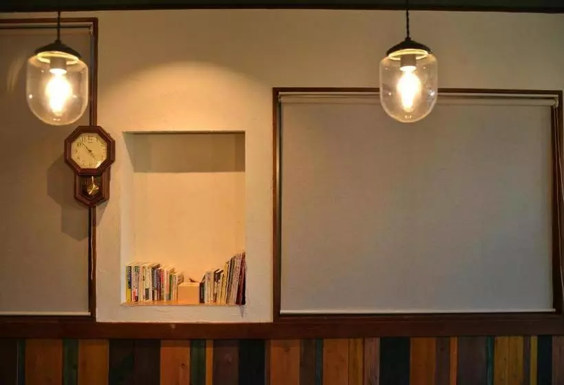 ペンション Good Trip Hostel & Bar
