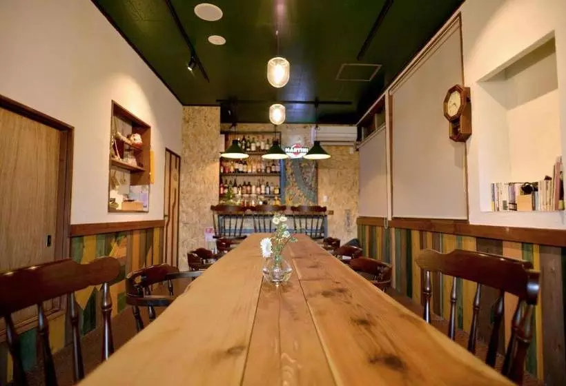 ペンション Good Trip Hostel & Bar
