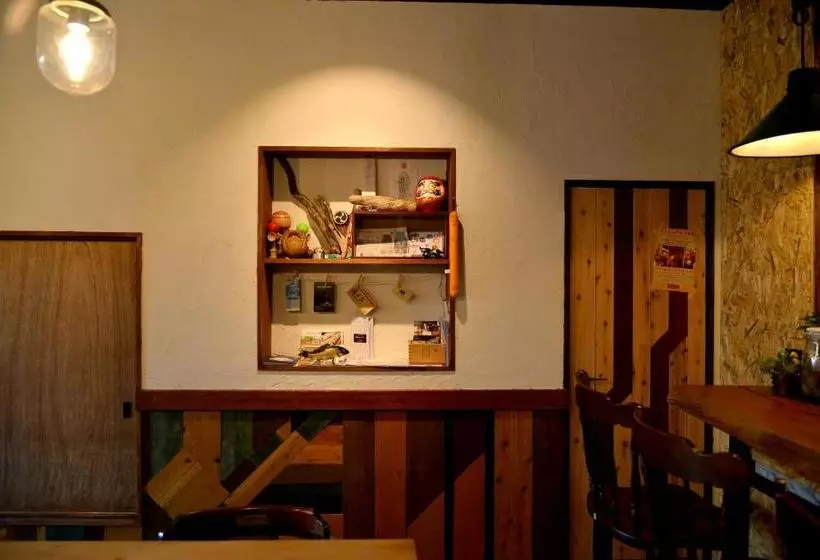 ペンション Good Trip Hostel & Bar