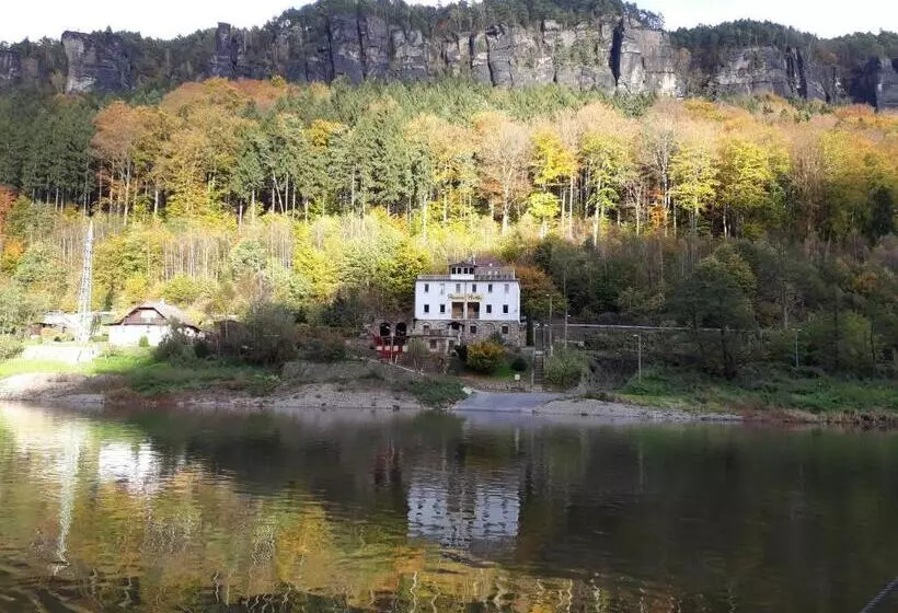 Majatalo Penzion Přívoz