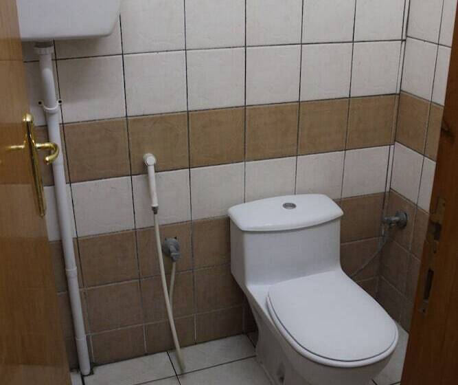 Al Eairy Furnished Apartments Al Baha 2