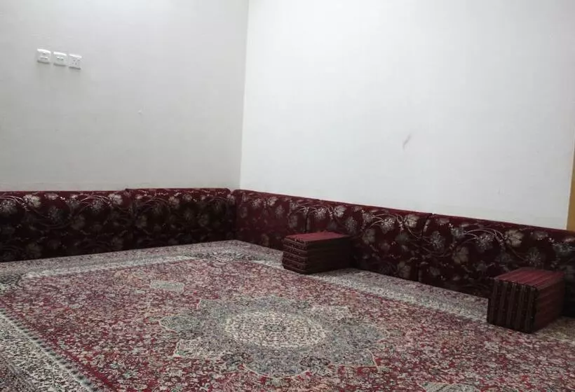 Al Eairy Furnished Apartments Al Baha 2