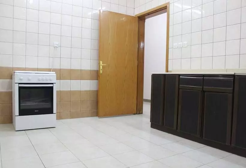 Al Eairy Furnished Apartments Al Baha 2