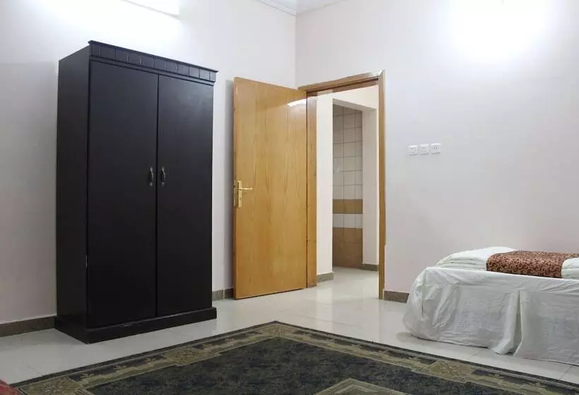 Al Eairy Furnished Apartments Al Baha 2
