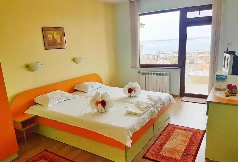 پانسیون Guest House Byki