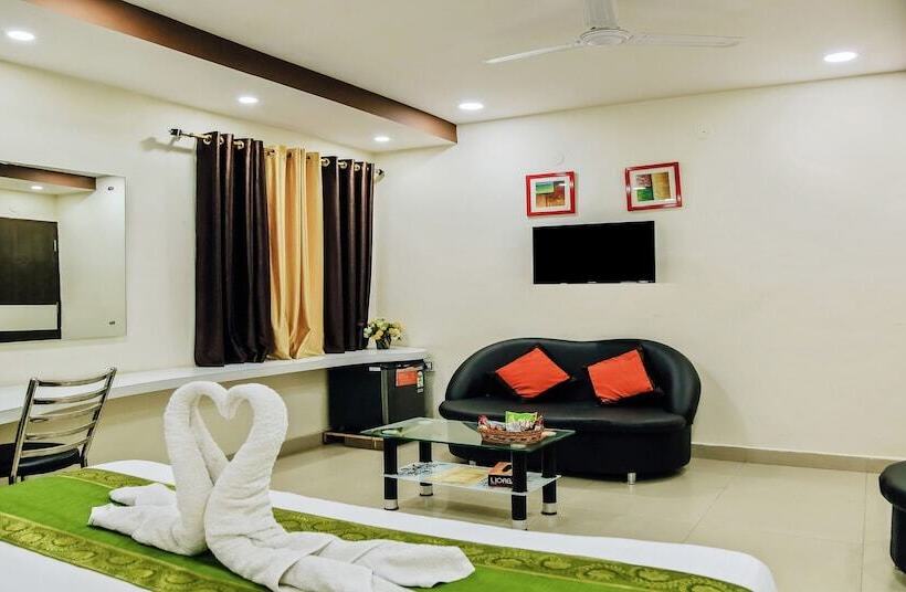 Pensione Treebo Trend Citi Inn