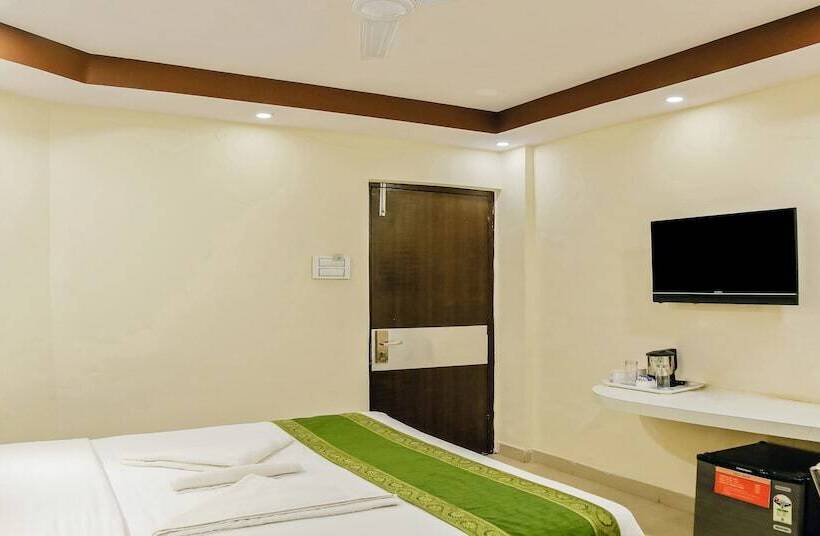 Pensione Treebo Trend Citi Inn