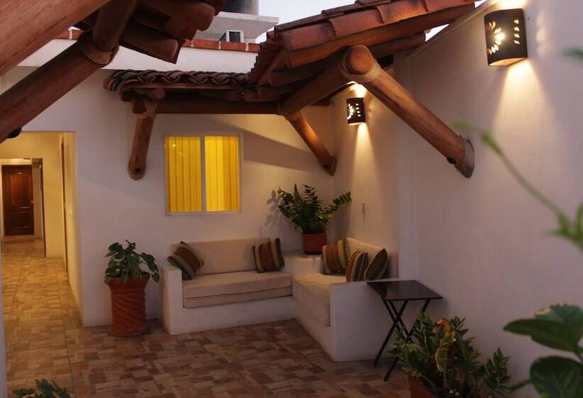 بنسيون Bm Zihua Casa De Huéspedes