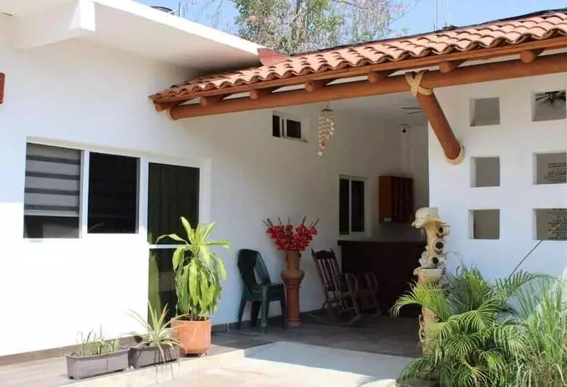 ペンション Bm Zihua Casa De Huéspedes