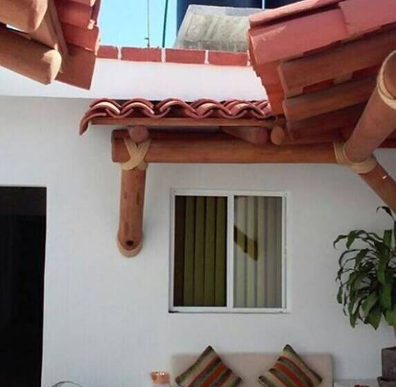 بنسيون Bm Zihua Casa De Huéspedes