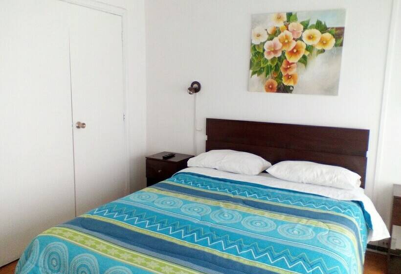 پانسیون Hostel Del Prado