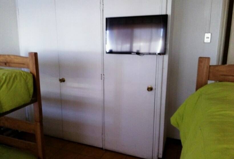 پانسیون Hostel Del Prado