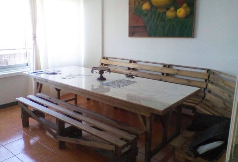 پانسیون Hostel Del Prado