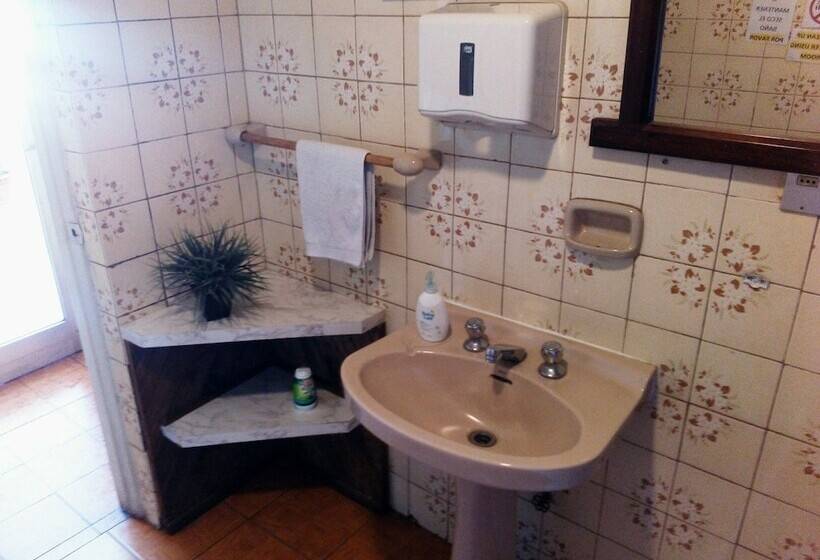 پانسیون Hostel Del Prado