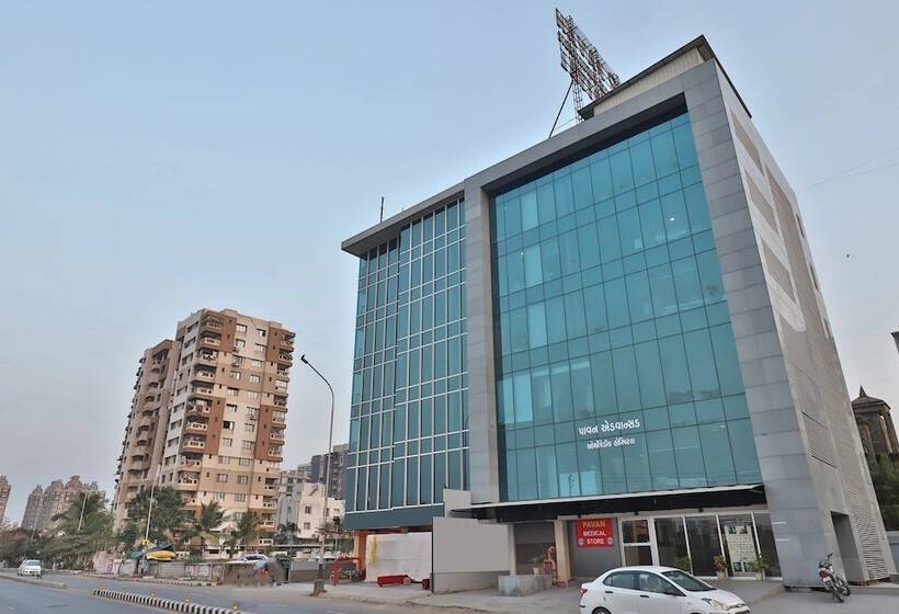 هاستل Royal Rituals