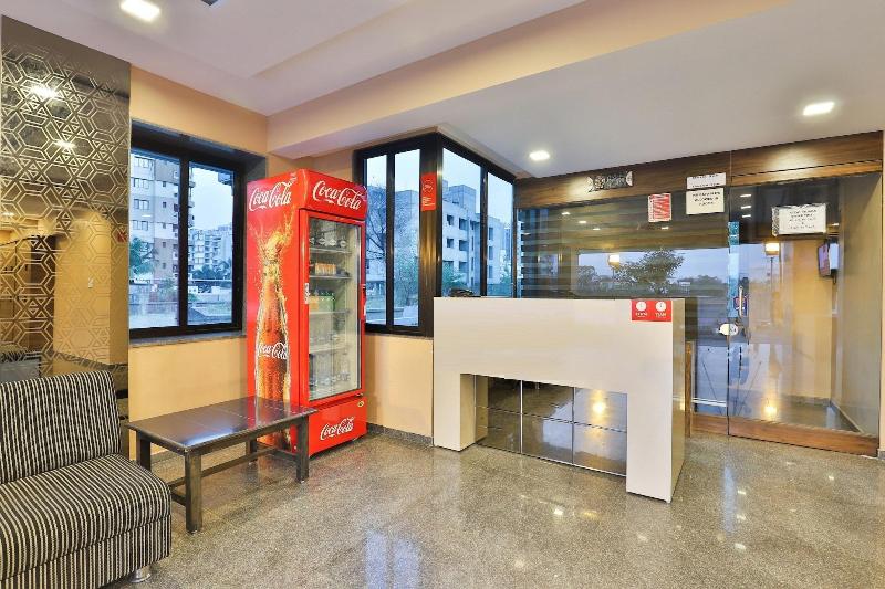 هاستل Royal Rituals