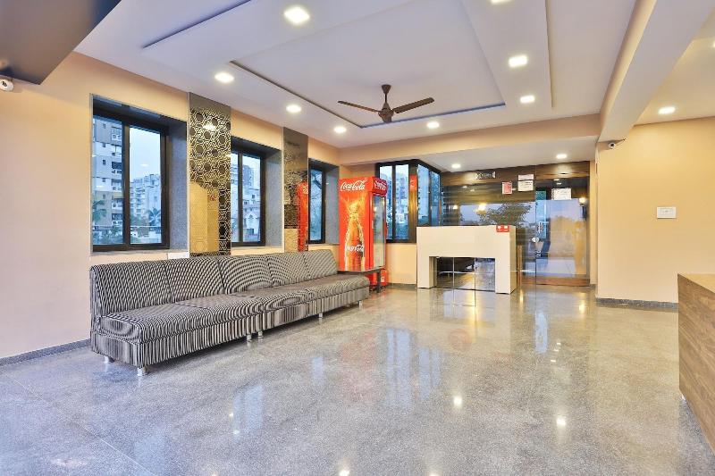 هاستل Royal Rituals