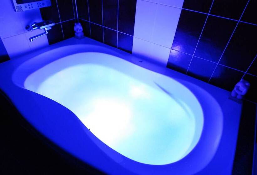 فندق Vanilla Resort Kawagoe   Adults Only