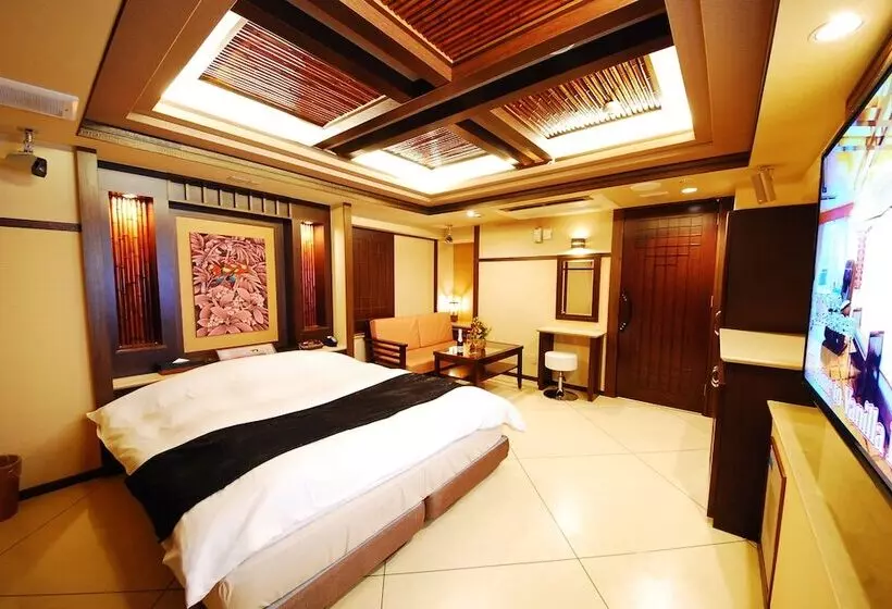 Hotelli Vanilla Resort Kawagoe   Adults Only