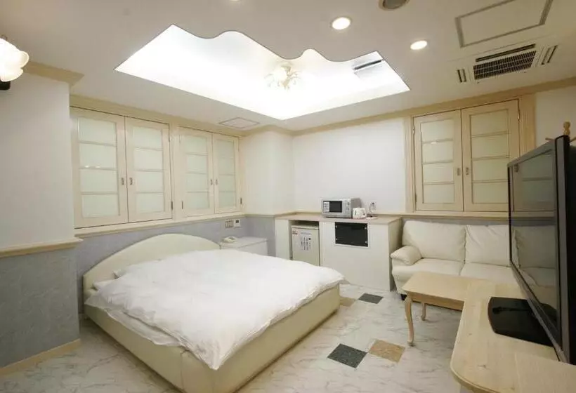 Noa Hotel Toyotaminami