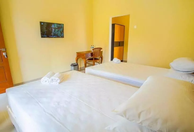 پانسیون Kutuh Manak Guest House
