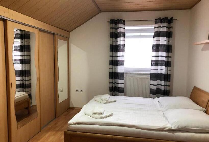 ペンション Penzion Obora