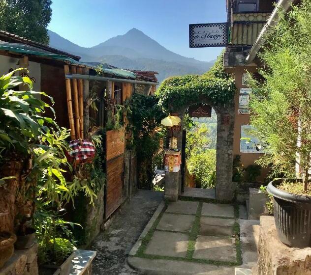 ペンション Umah De Madya & Rooftop De Madya