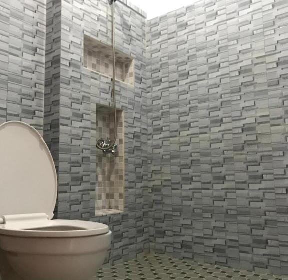 ペンション Umah De Madya & Rooftop De Madya