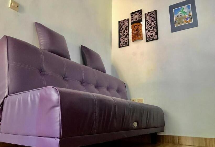 ペンション Umah De Madya & Rooftop De Madya