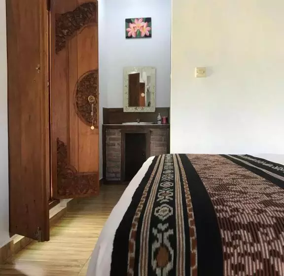 پانسیون Umah De Madya & Rooftop De Madya