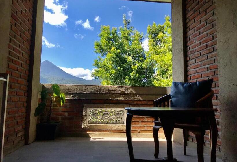 ペンション Umah De Madya & Rooftop De Madya