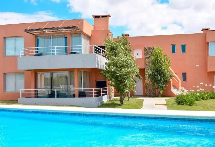 Lomas Del Real Apart