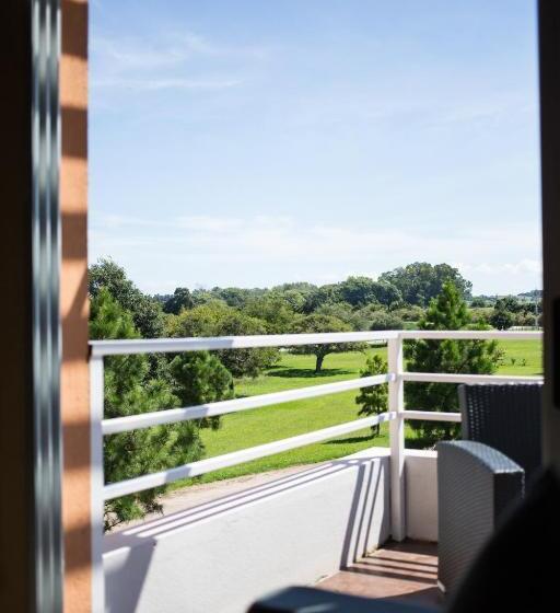 Lomas Del Real Apart