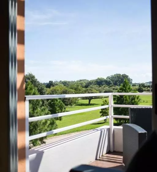 Lomas Del Real Apart