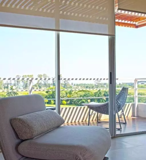 Lomas Del Real Apart