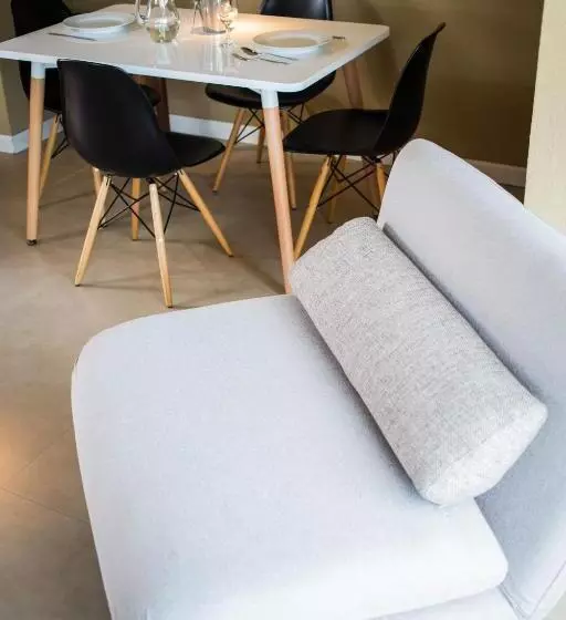 Lomas Del Real Apart