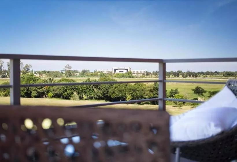 Lomas Del Real Apart