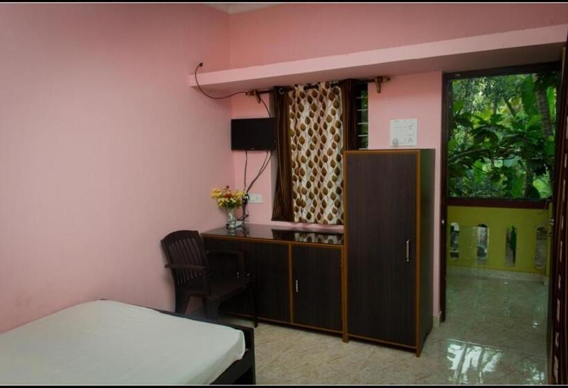 Pensão All Seasons Guest House