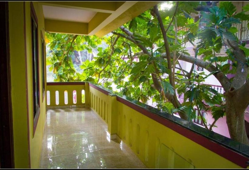 Pensão All Seasons Guest House